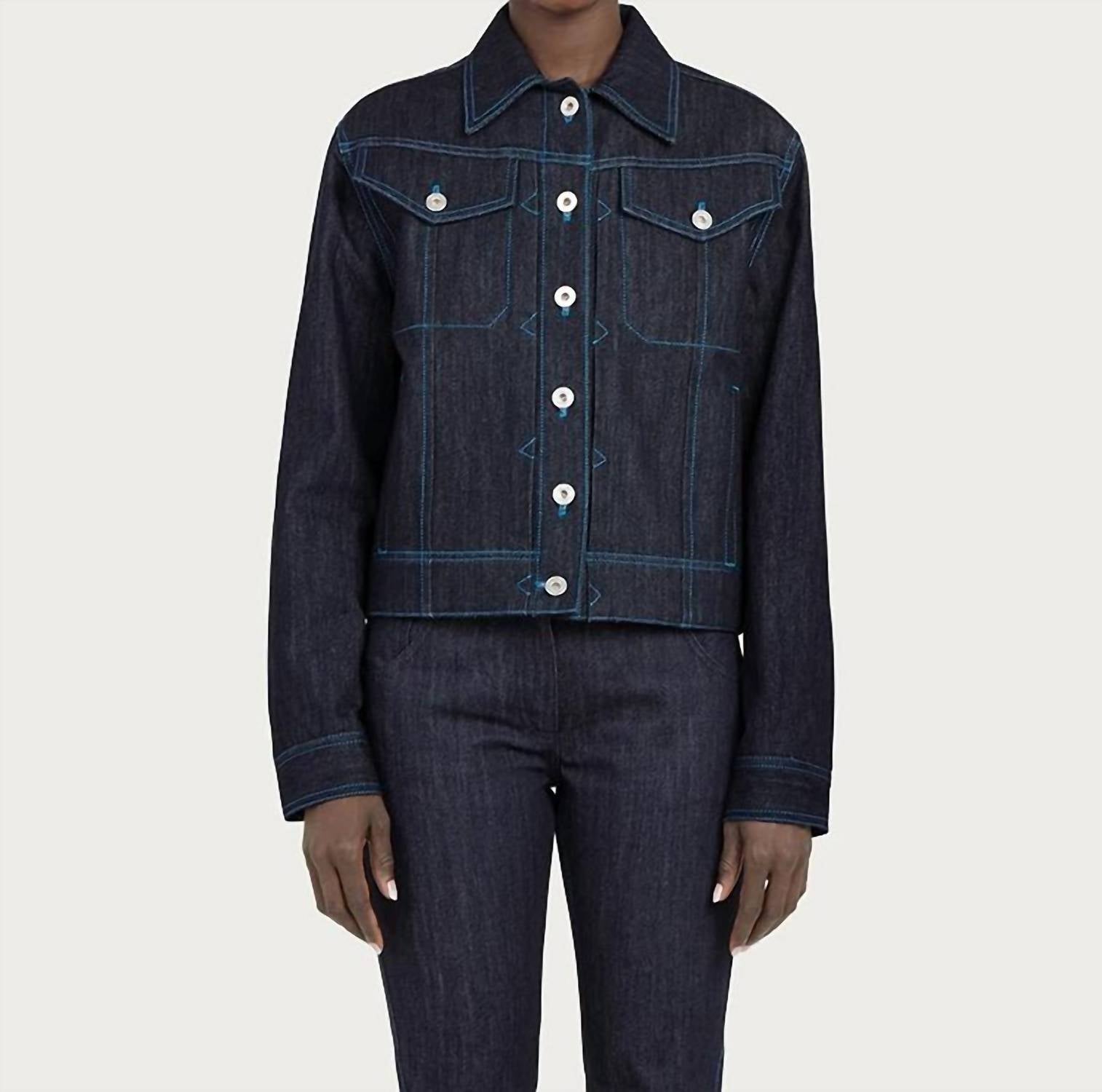 Женская классическая джинсовая куртка синего цвета Salvatore Ferragamo, синий
Женская классическая джинсовая куртка синего цвета Salvatore Ferragamo, синий