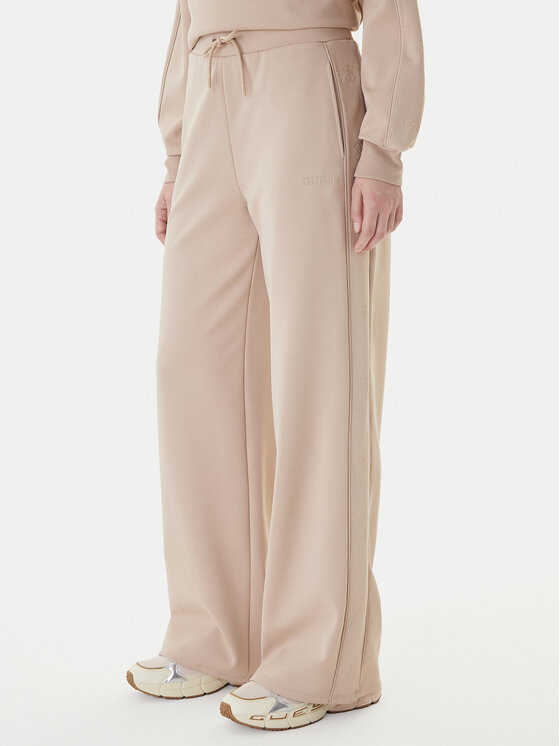 Спортивные брюки regular fit V5BB12 KCX22 Guess, бежевый
Спортивные брюки regular fit V5BB12 KCX22 Guess, бежевый