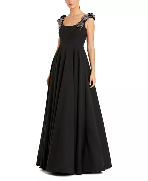 Бальное платье из крепа без рукавов, украшенное цветами из страз. Mac Duggal, черный
Бальное платье из крепа без рукавов, украшенное цветами из страз. Mac Duggal, черный