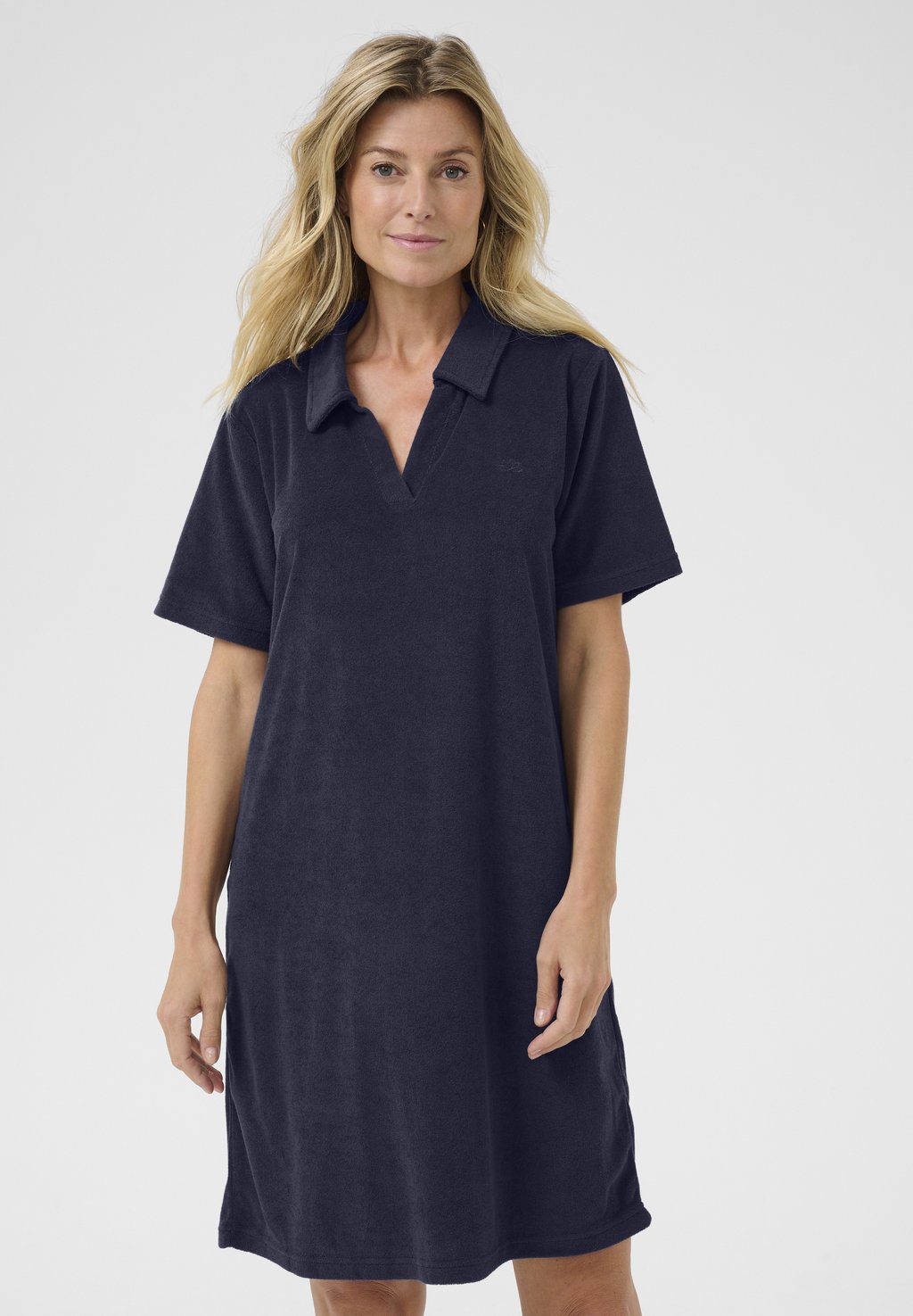 Платье из джерси CRFRIA Cream, темно-синий
Платье из джерси CRFRIA Cream, темно-синий