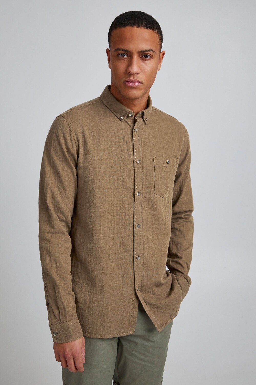 Рубашка !SOLID Langarm SDAusten SH 21106389, коричневый 
Рубашка !SOLID Langarm SDAusten SH 21106389, коричневый