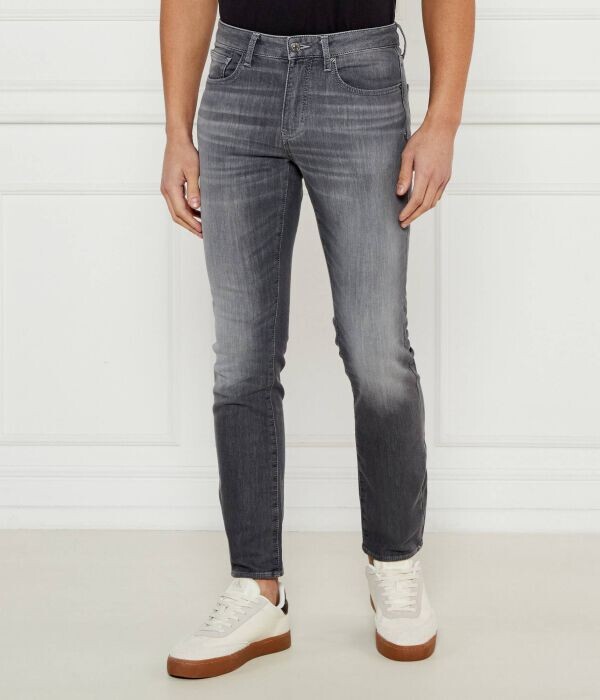 Джинсы мужские Armani Exchange облегающие, серый
Джинсы мужские Armani Exchange облегающие, серый