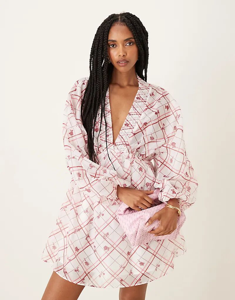 Мини-платье Collective The Label Skater в бордовую цветочную клетку
Мини-платье Collective The Label Skater в бордовую цветочную клетку