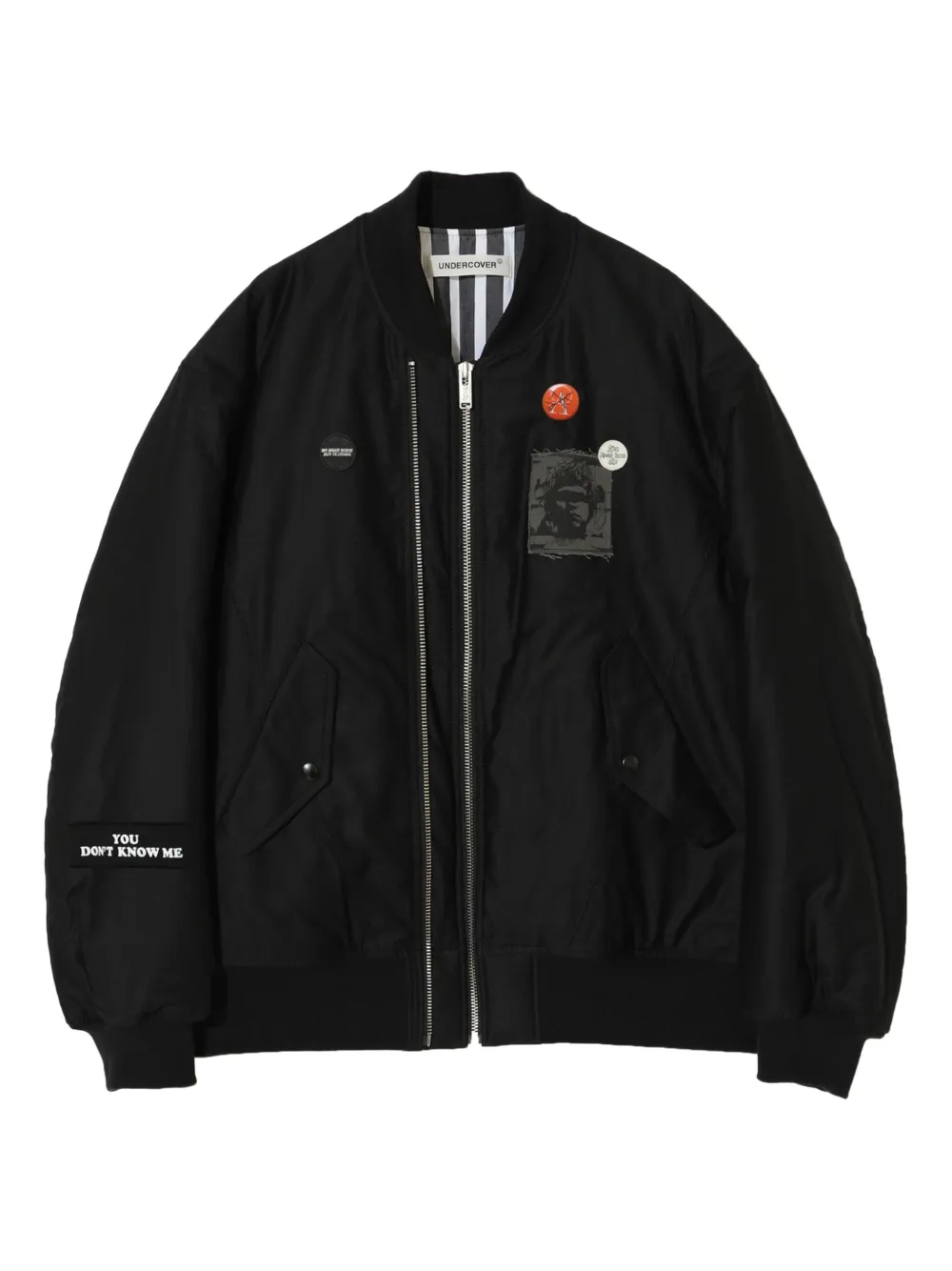 Стеганый бомбер с нашивкой Undercover, черный
Стеганый бомбер с нашивкой Undercover, черный