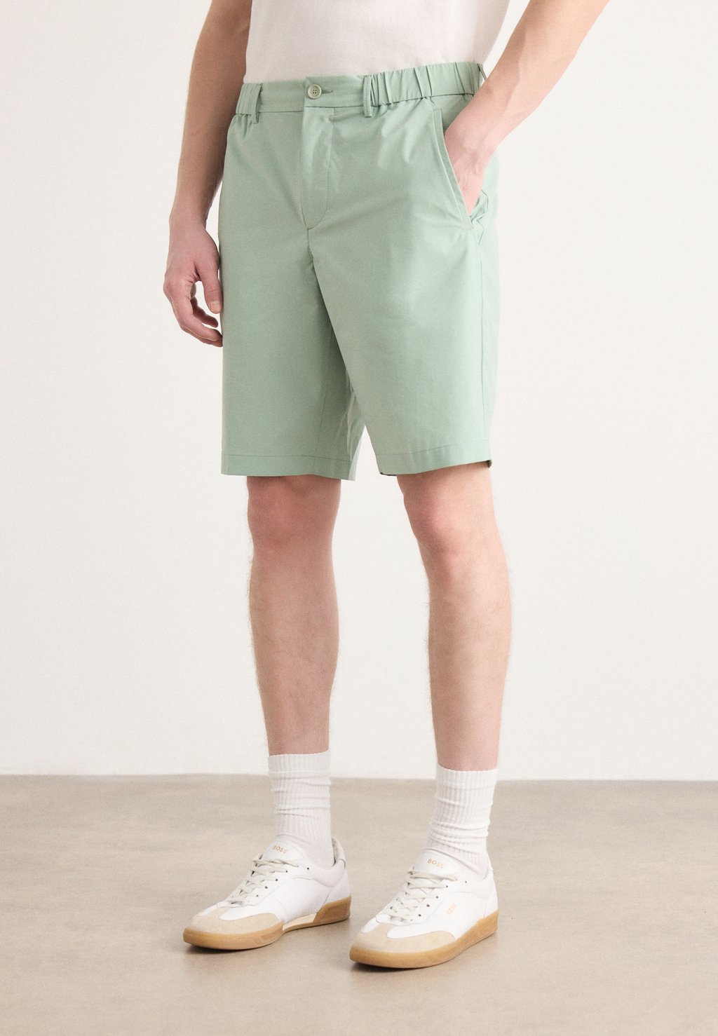 Шорты BOSS, зеленый
Шорты BOSS, зеленый