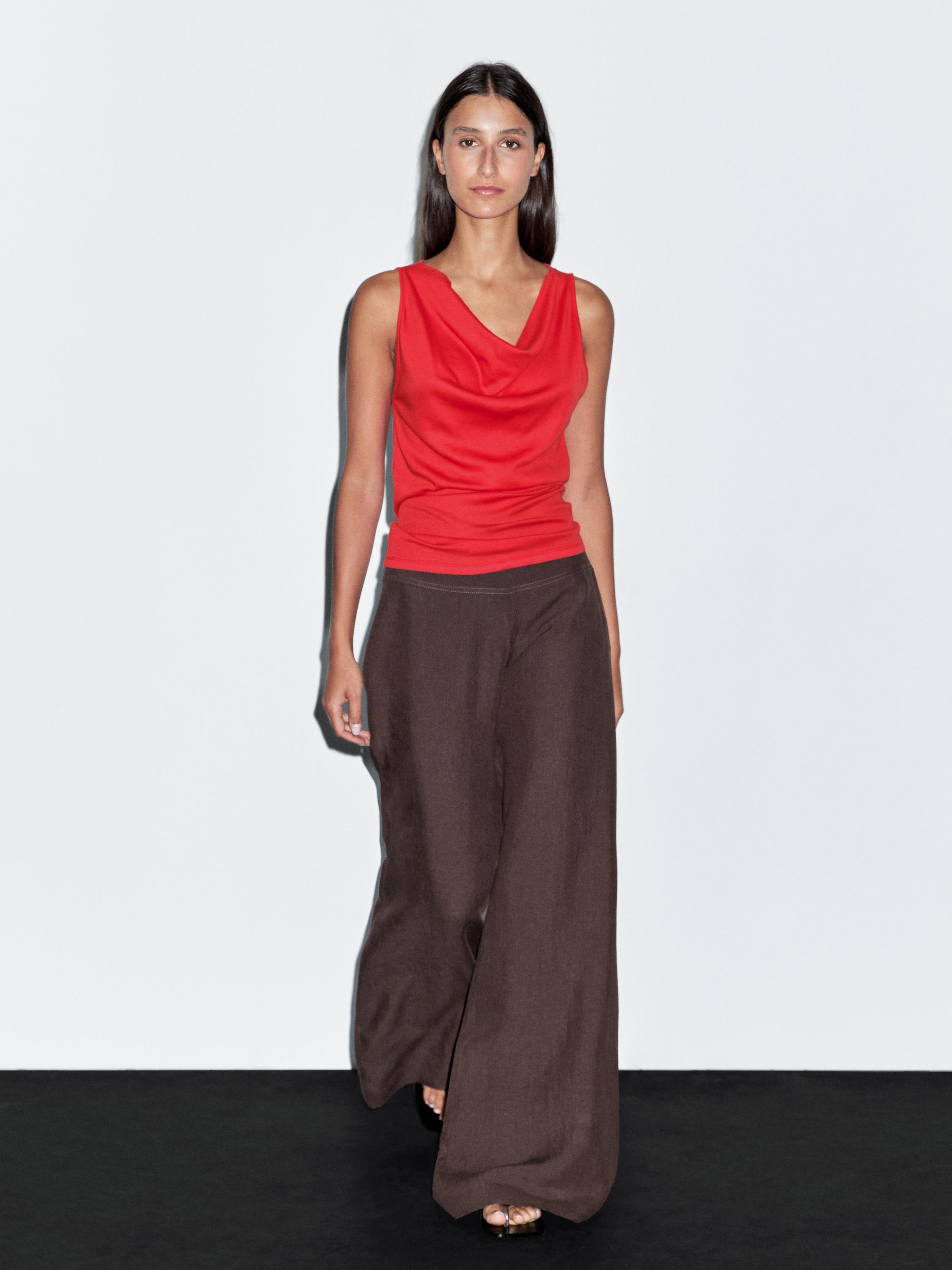 Топ из 100% хлопка с драпированным вырезом Massimo Dutti, красный
Топ из 100% хлопка с драпированным вырезом Massimo Dutti, красный