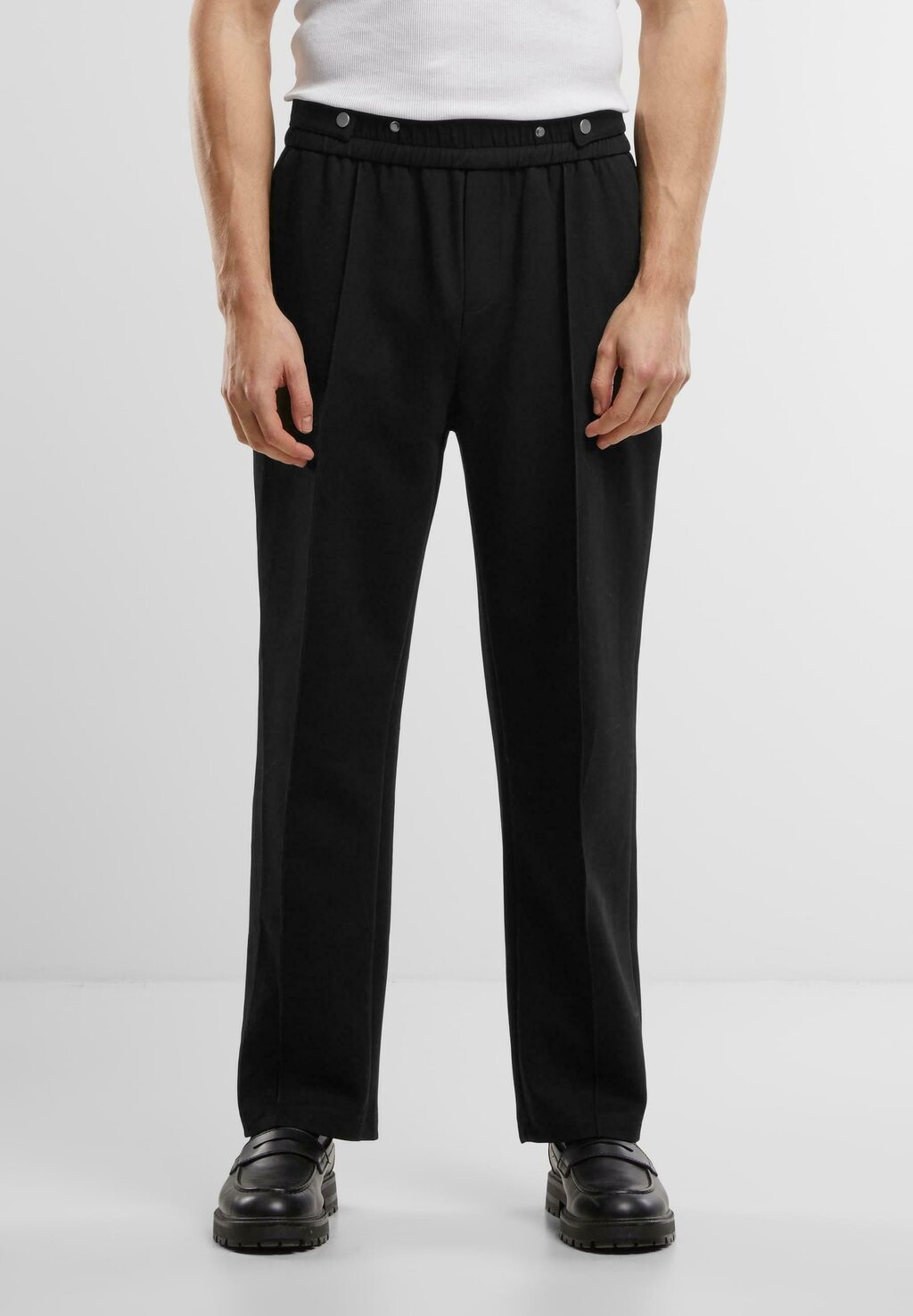 Брюки PLEATED BUTTONS Another Cotton Lab, черный
Брюки PLEATED BUTTONS Another Cotton Lab, черный