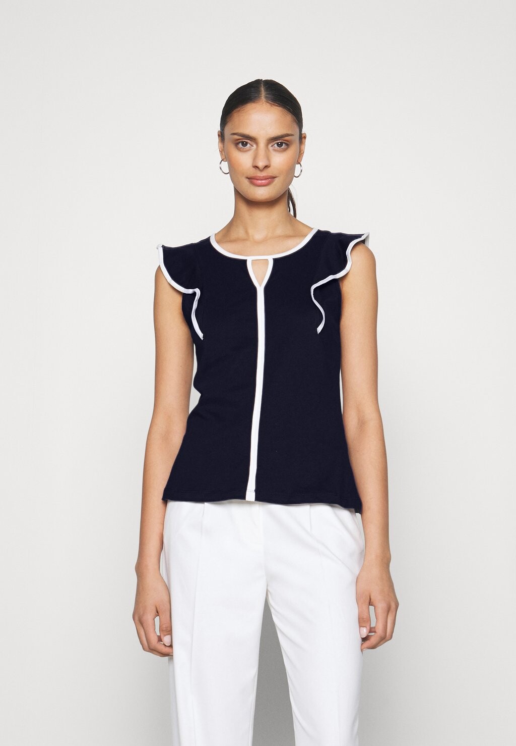 Топ Anna Field, темно-синий
Топ Anna Field, темно-синий