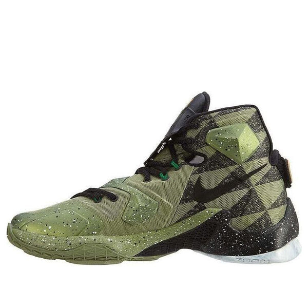 Кроссовки lebron 13 'all star - northern lights' Nike, мультиколор
Кроссовки lebron 13 'all star - northern lights' Nike, мультиколор