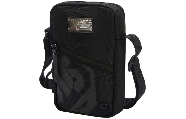 Лининг Badfive Тканевая поясная сумка унисекс черная
Лининг Badfive Тканевая поясная сумка унисекс черная