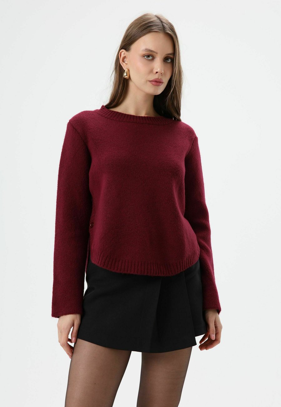 Джемпер D.MoRo ROUND NECK, Burgundy/Bordeaux
Джемпер D.MoRo ROUND NECK, Burgundy/Bordeaux