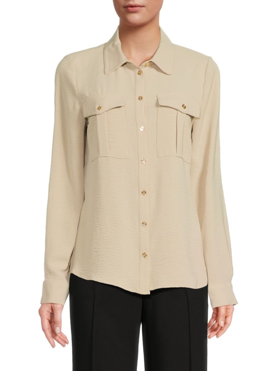 Рубашка с накладным карманом на пуговицах спереди Halston, цвет Stone
Рубашка с накладным карманом на пуговицах спереди Halston, цвет Stone