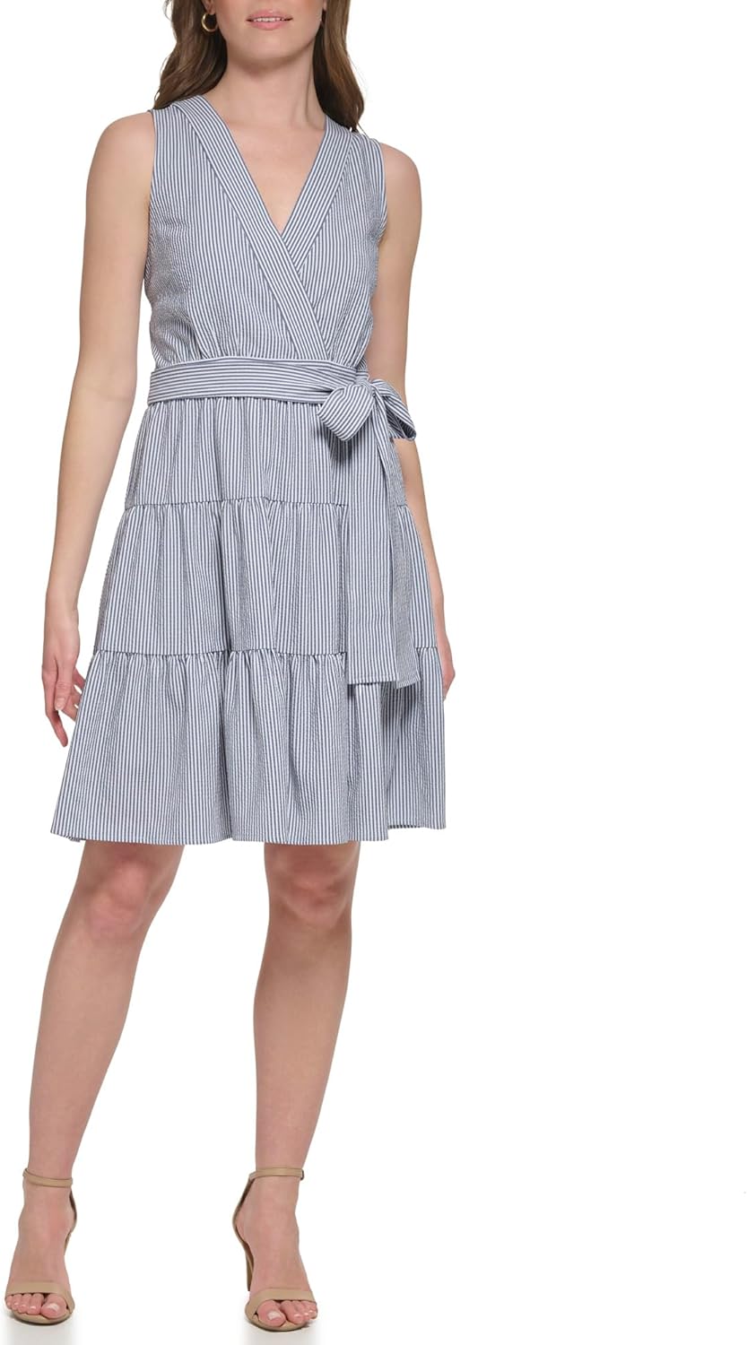 Женское мини-платье Tommy Hilfiger без рукавов с V-образным вырезом и завязкой на талии, Marina Blue/Ivory
Женское мини-платье Tommy Hilfiger без рукавов с V-образным вырезом и завязкой на талии, Marina Blue/Ivory