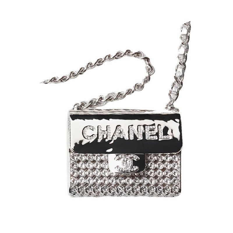 CHANEL Кожаная сумка-кроссбоди unisex silver
CHANEL Кожаная сумка-кроссбоди unisex silver
