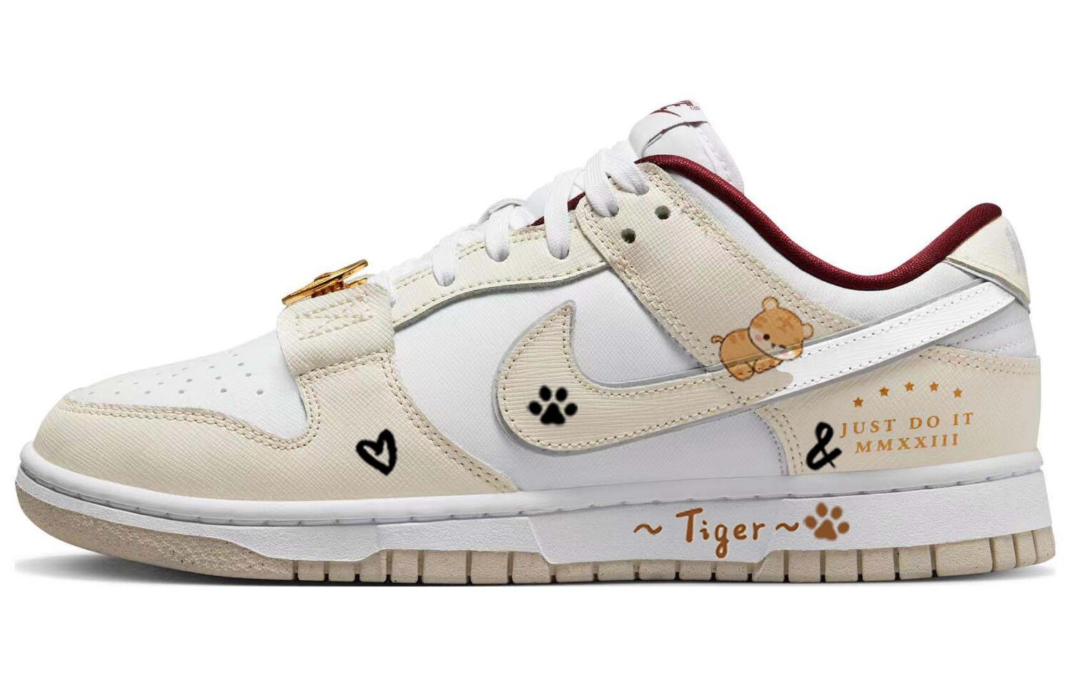 Кроссовки Nike Dunk Skateboarding Shoes Women's Low-top Brown/White, цвет Apricot
Кроссовки Nike Dunk Skateboarding Shoes Women's Low-top Brown/White, цвет Apricot