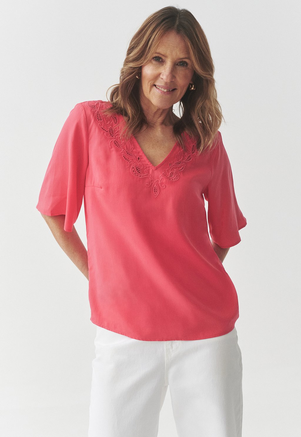 Блуза DISSIA TATUUM, коралловый
Блуза DISSIA TATUUM, коралловый