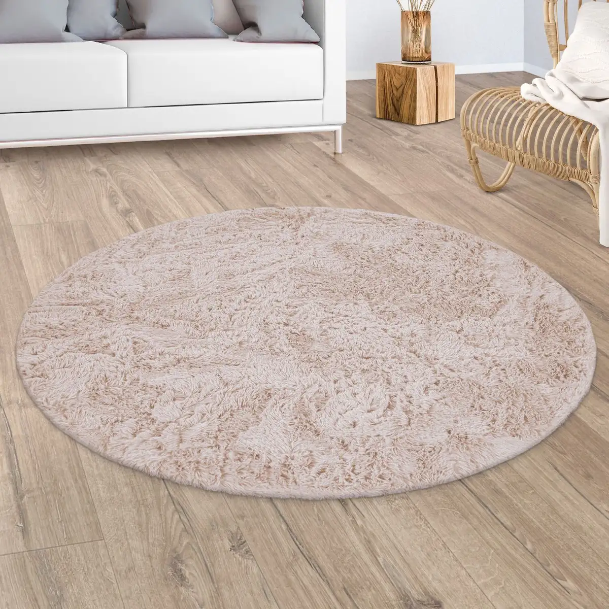 Ковер Paco Home с высоким ворсом "Silky 591", круглый, однотонный, особенно мягкий и приятный Ø 120 см, цвет creme
Ковер Paco Home с высоким ворсом "Silky 591", круглый, однотонный, особенно мягкий и приятный Ø 120 см, цвет creme