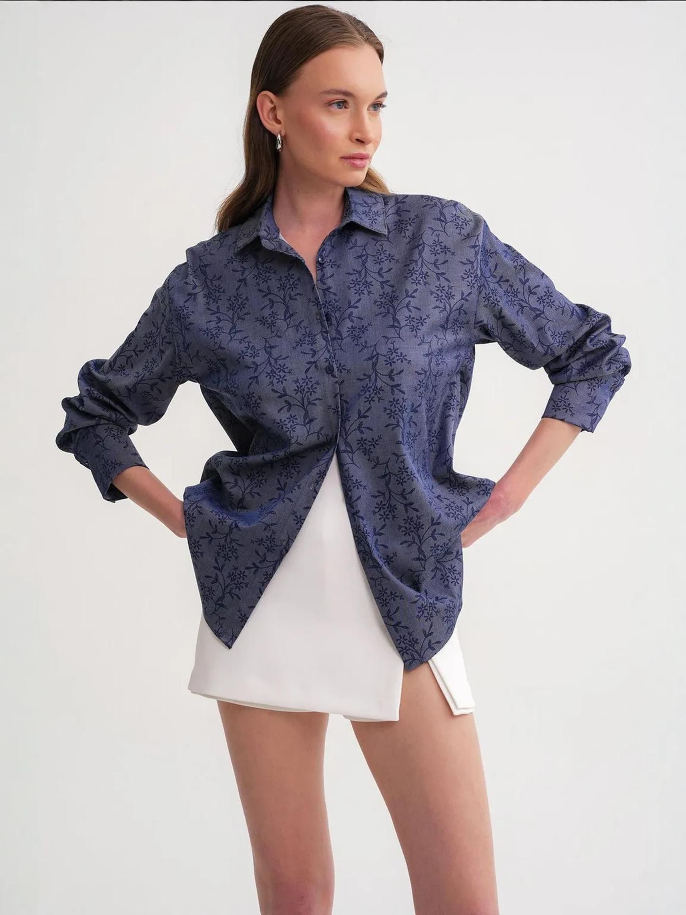 MixRay Рубашка в цвете Navy, Indigo
MixRay Рубашка в цвете Navy, Indigo