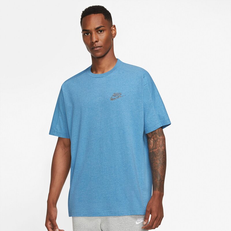 Shirt m nsw revival ss top c Nike, белый
Shirt m nsw revival ss top c Nike, белый