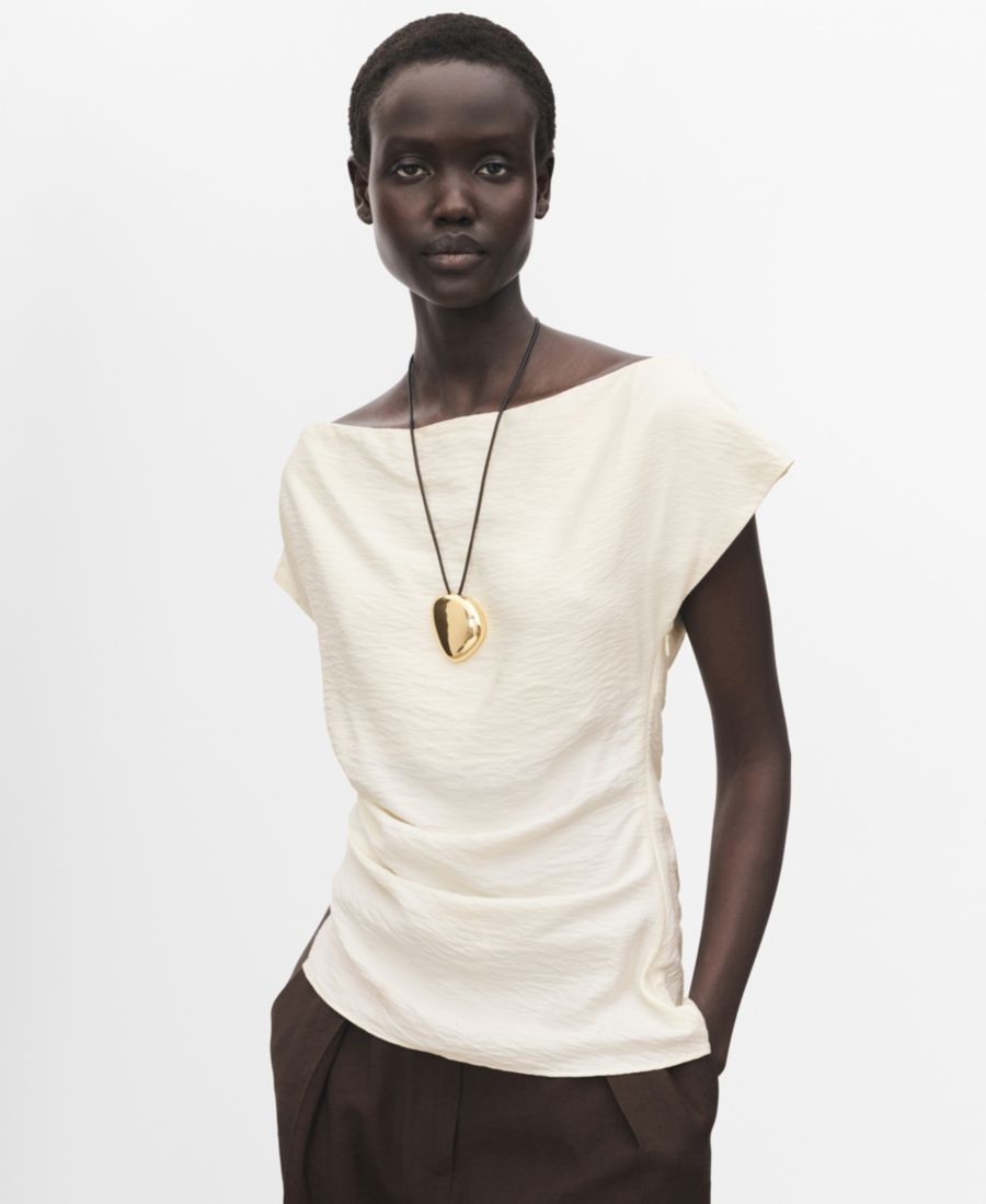 Женская блузка из модала с асимметричным воротником MANGO, White
Женская блузка из модала с асимметричным воротником MANGO, White