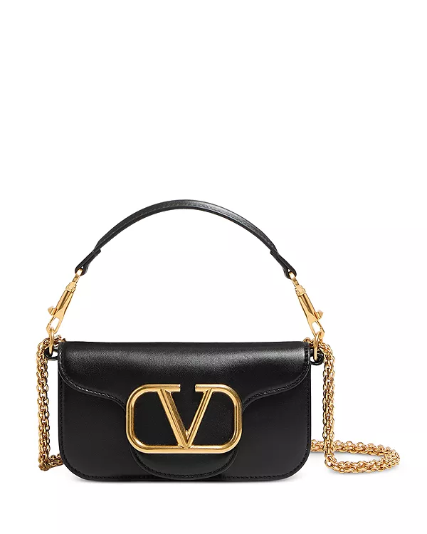 Маленькая сумка через плечо Locò vlogo Valentino Garavani, черный
Маленькая сумка через плечо Locò vlogo Valentino Garavani, черный