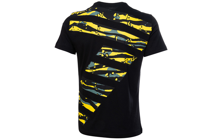 Футболка мужская черная EMPORIO ARMANI
Футболка мужская черная EMPORIO ARMANI