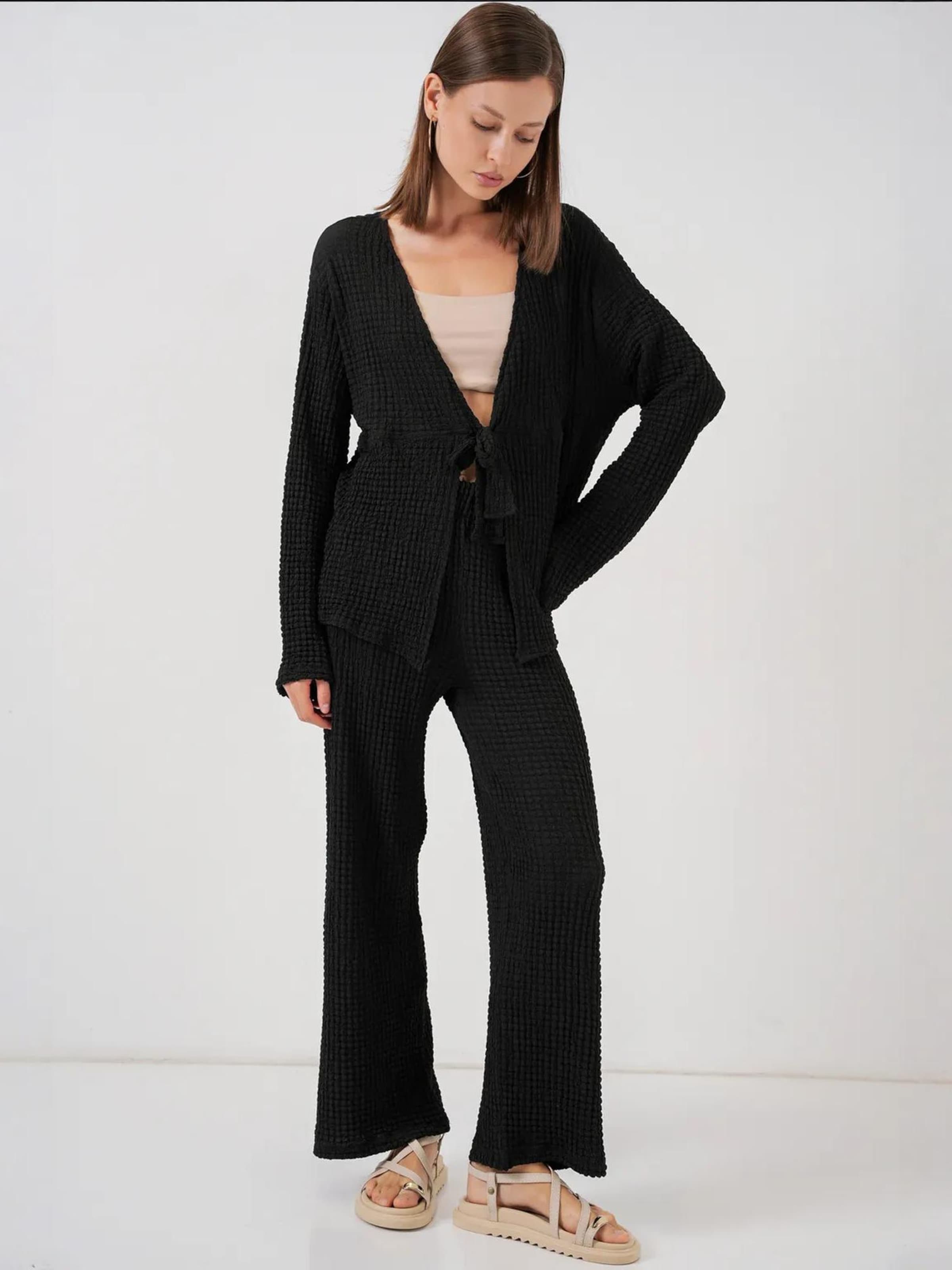 Bigdart Костюм-двойка в черном цвете
Bigdart Костюм-двойка в черном цвете