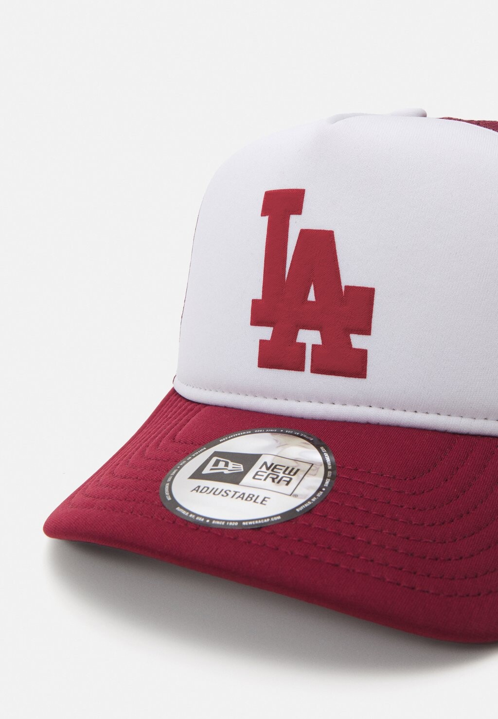 Бейсболка WORLD SERIES TRUCKER UNISEX New Era, темно-красный
Бейсболка WORLD SERIES TRUCKER UNISEX New Era, темно-красный