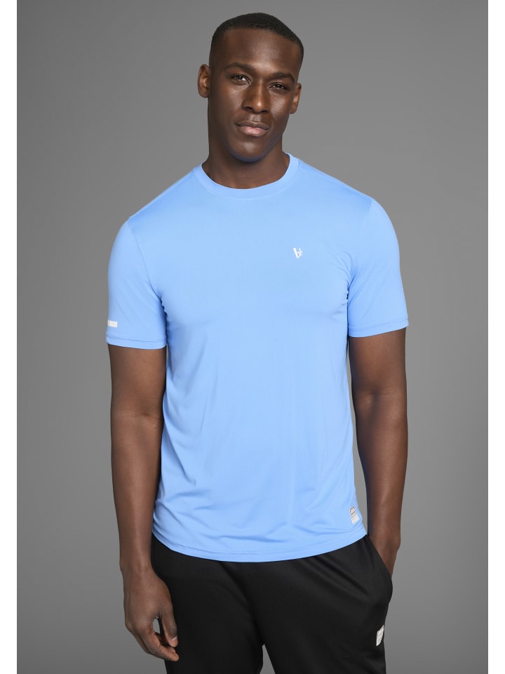 Функциональная рубашка лазурно-синего цвета Bruno Banani
Функциональная рубашка лазурно-синего цвета Bruno Banani