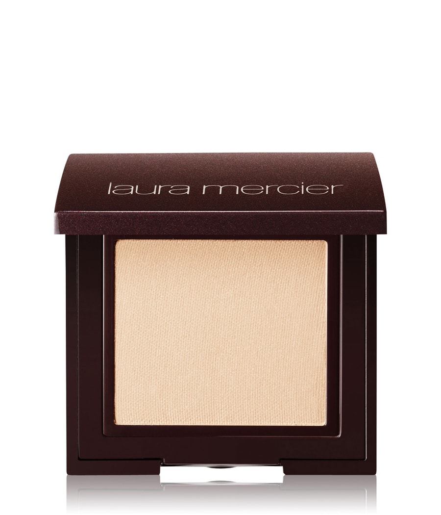 Тени для век LAURA MERCIER Sateen Eyeshadow, Stellar, 2.6g
Тени для век LAURA MERCIER Sateen Eyeshadow, Stellar, 2.6g