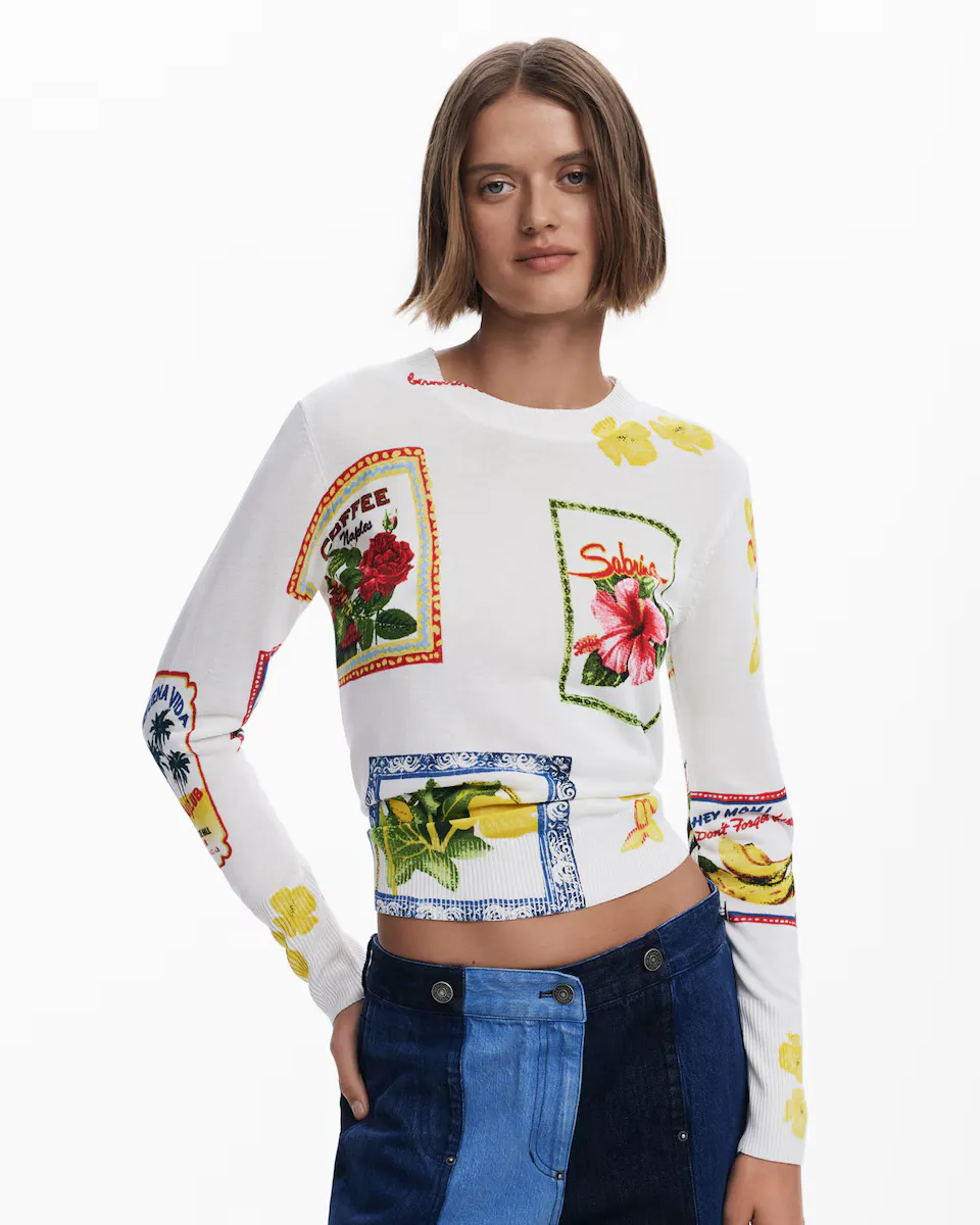 Женский свитер с тропическими наклейками Desigual, белый
Женский свитер с тропическими наклейками Desigual, белый