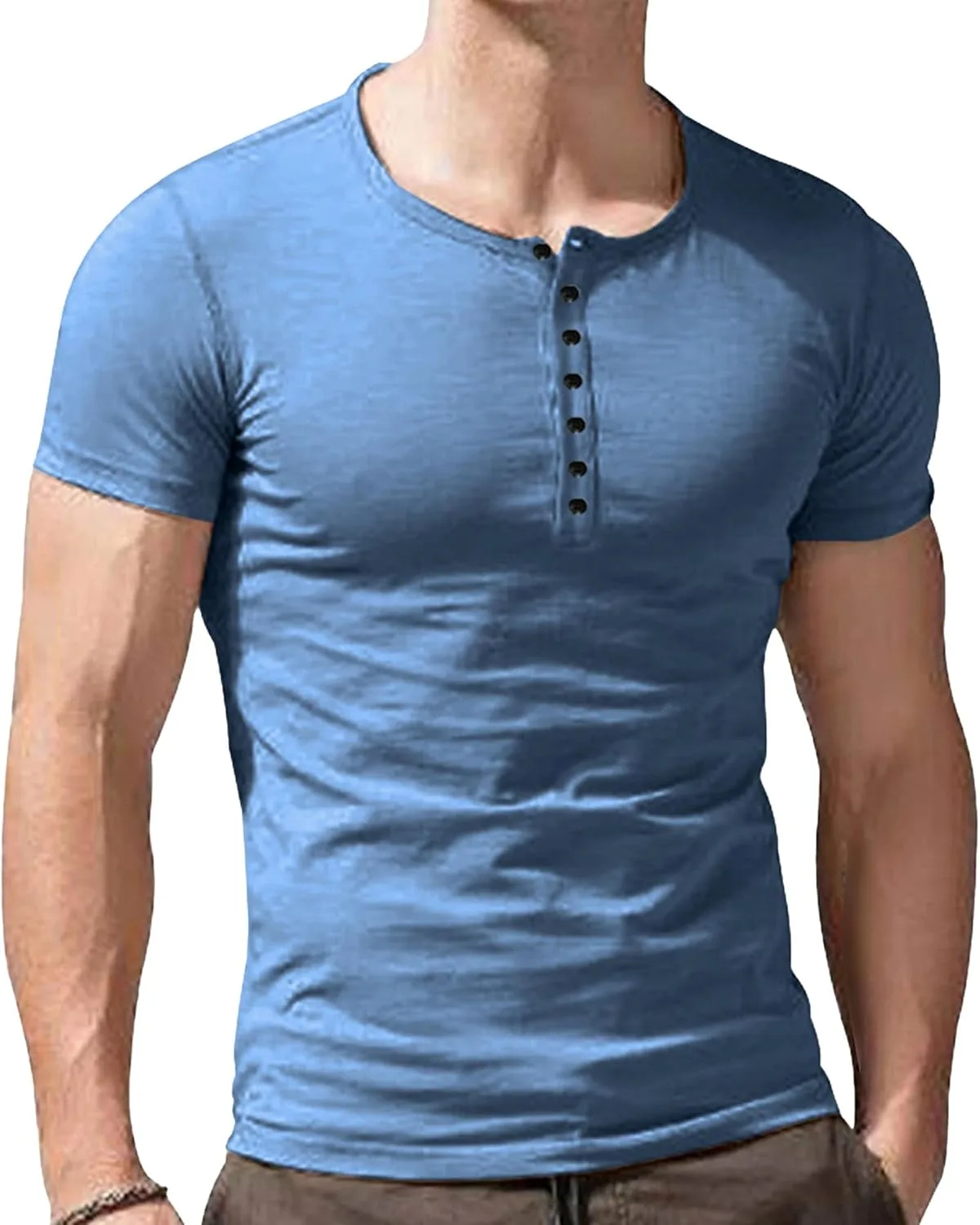 Мужская футболка хенли slim fit с коротким рукавом SWJGLITTR
Мужская футболка хенли slim fit с коротким рукавом SWJGLITTR