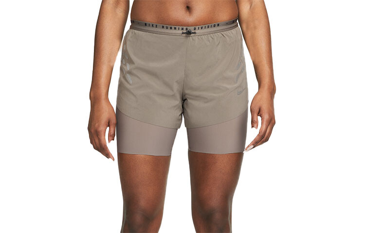 Повседневные шорты женские многоцветные Nike
Повседневные шорты женские многоцветные Nike