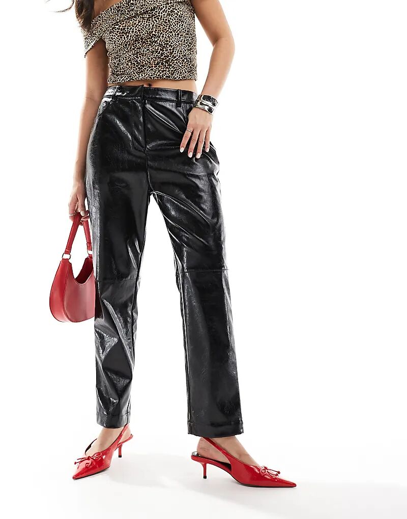 Зауженные брюки из полиуретана черного цвета French Connection
Зауженные брюки из полиуретана черного цвета French Connection