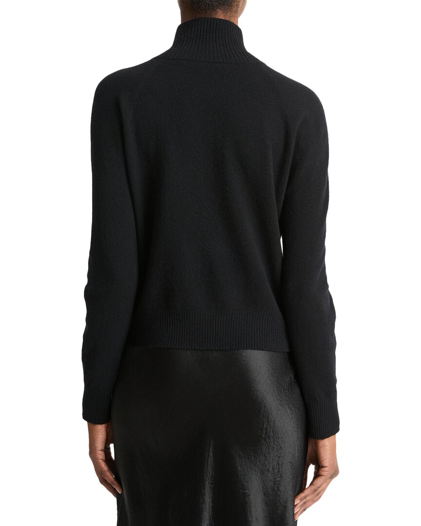 Свитер Vince Raglan с высоким воротом из смеси шерсти и кашемира, черный
Свитер Vince Raglan с высоким воротом из смеси шерсти и кашемира, черный