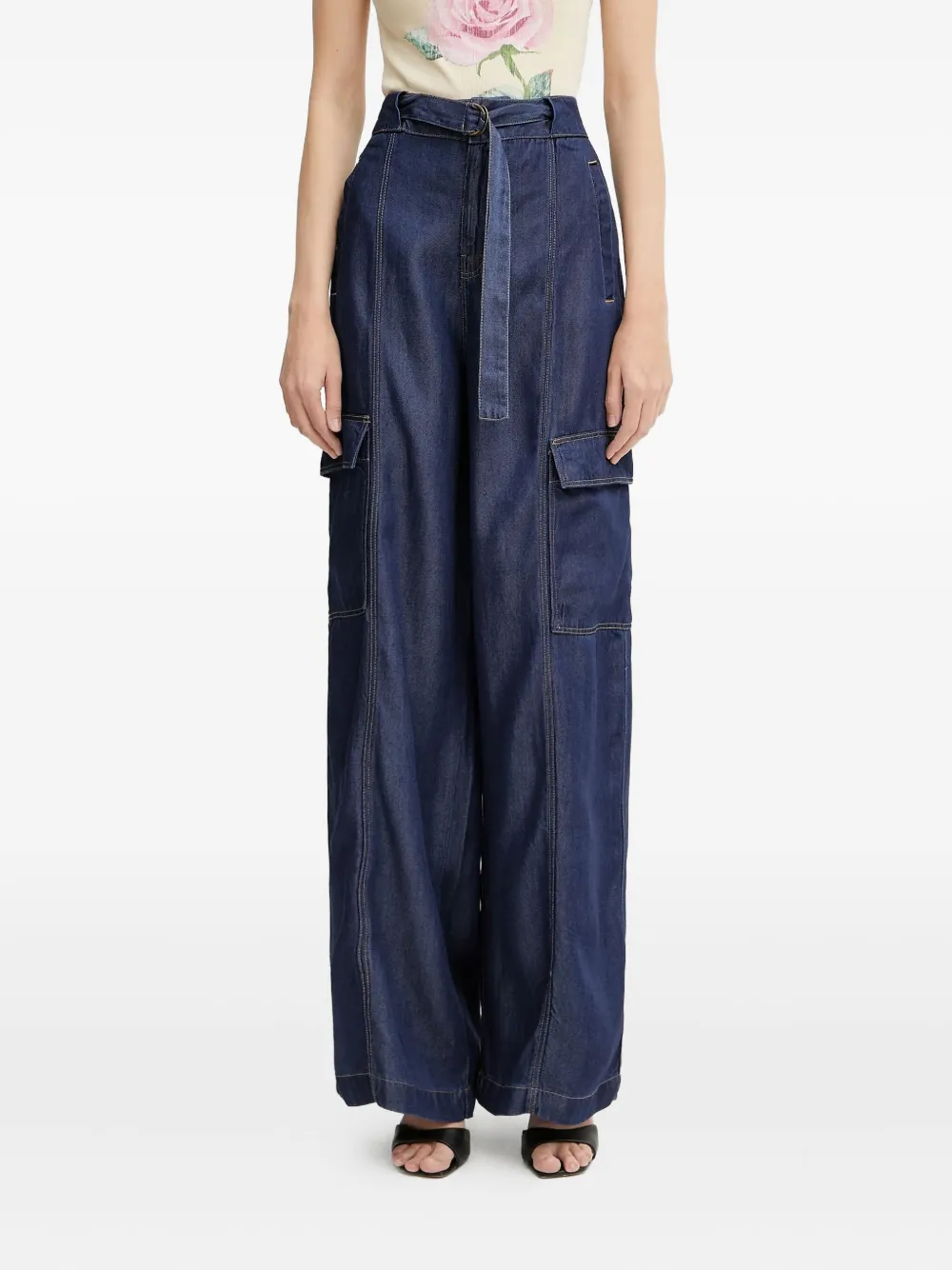 Джинсы карго с поясом GUESS USA, синий
Джинсы карго с поясом GUESS USA, синий