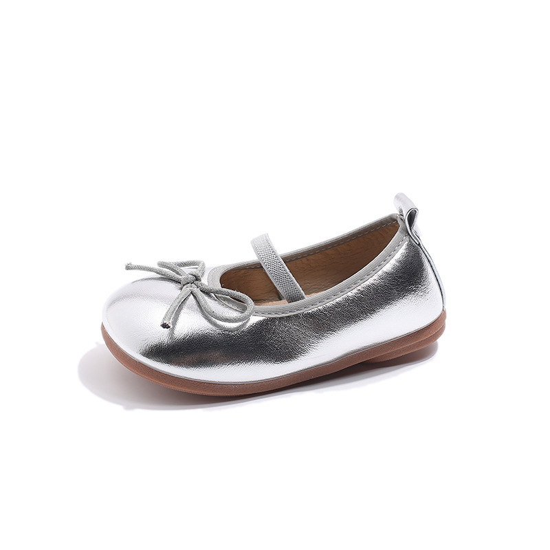 Детская кожаная обувь для дошкольников Neon, серебряный 
Детская кожаная обувь для дошкольников Neon, серебряный