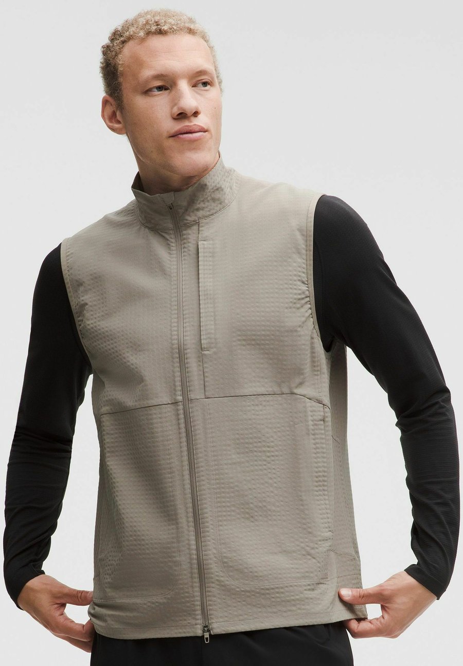 Куртка lululemon GRID , Warm Ash Grey/Light Grey
Куртка lululemon GRID , Warm Ash Grey/Light Grey