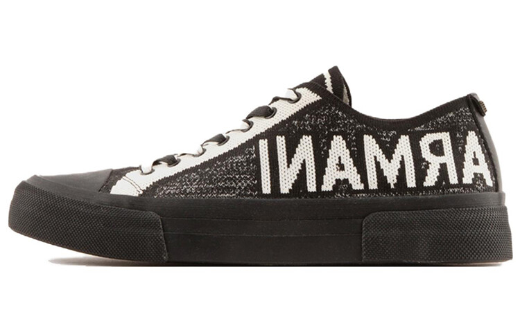 Кеды мужские низкие черные Emporio Armani
Кеды мужские низкие черные Emporio Armani