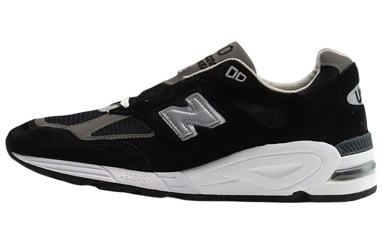 Кроссовки New Balance NB 990 V2 унисекс
Кроссовки New Balance NB 990 V2 унисекс