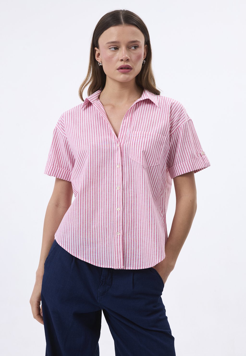 Рубашка Felix Hardy, фуксия
Рубашка Felix Hardy, фуксия