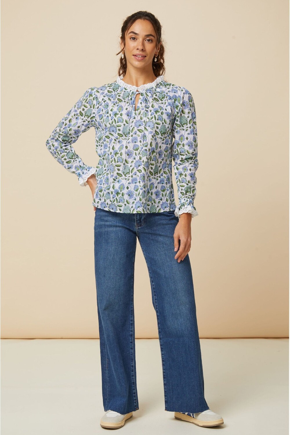 Блузка Рози Aspiga, синий
Блузка Рози Aspiga, синий