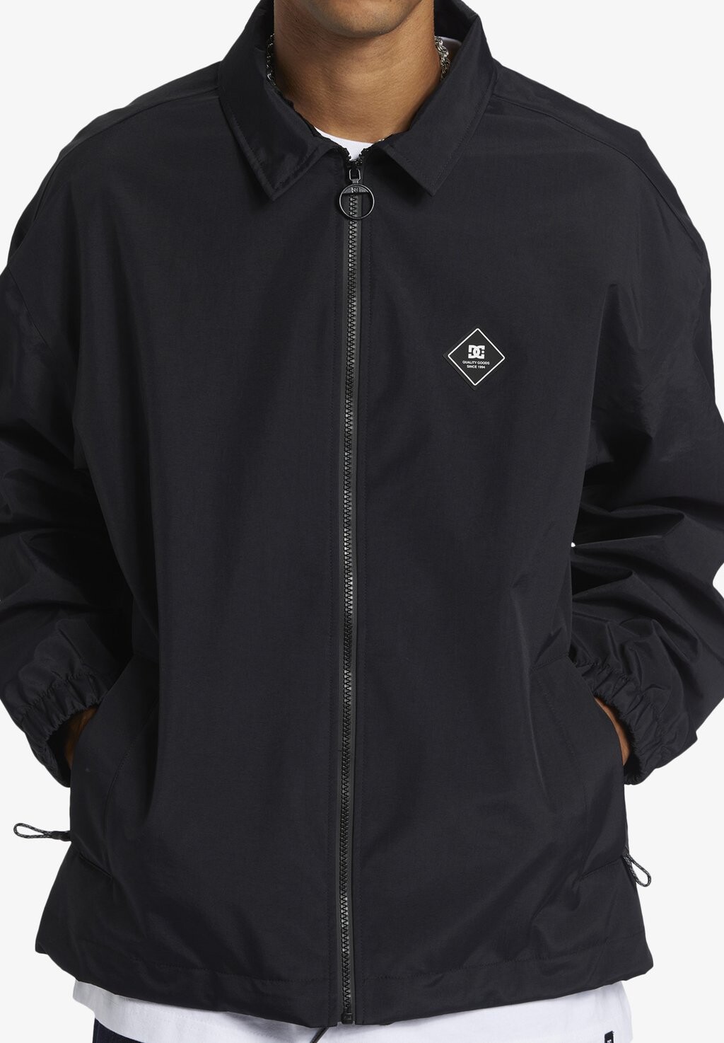 Легкая куртка DC Shoes, черный 
Легкая куртка DC Shoes, черный