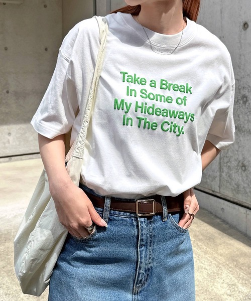 Футболка оверсайз с коротким рукавом и 3D-логотипом ANME, кремовая
Футболка оверсайз с коротким рукавом и 3D-логотипом ANME, кремовая