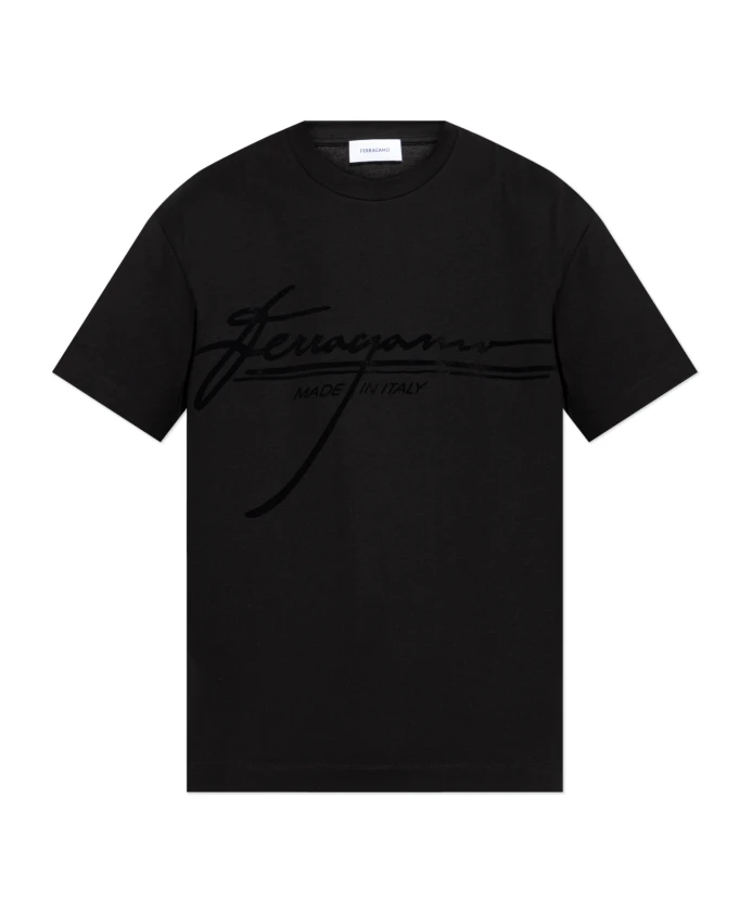 Футболка с бархатным логотипом Ferragamo, черный
Футболка с бархатным логотипом Ferragamo, черный