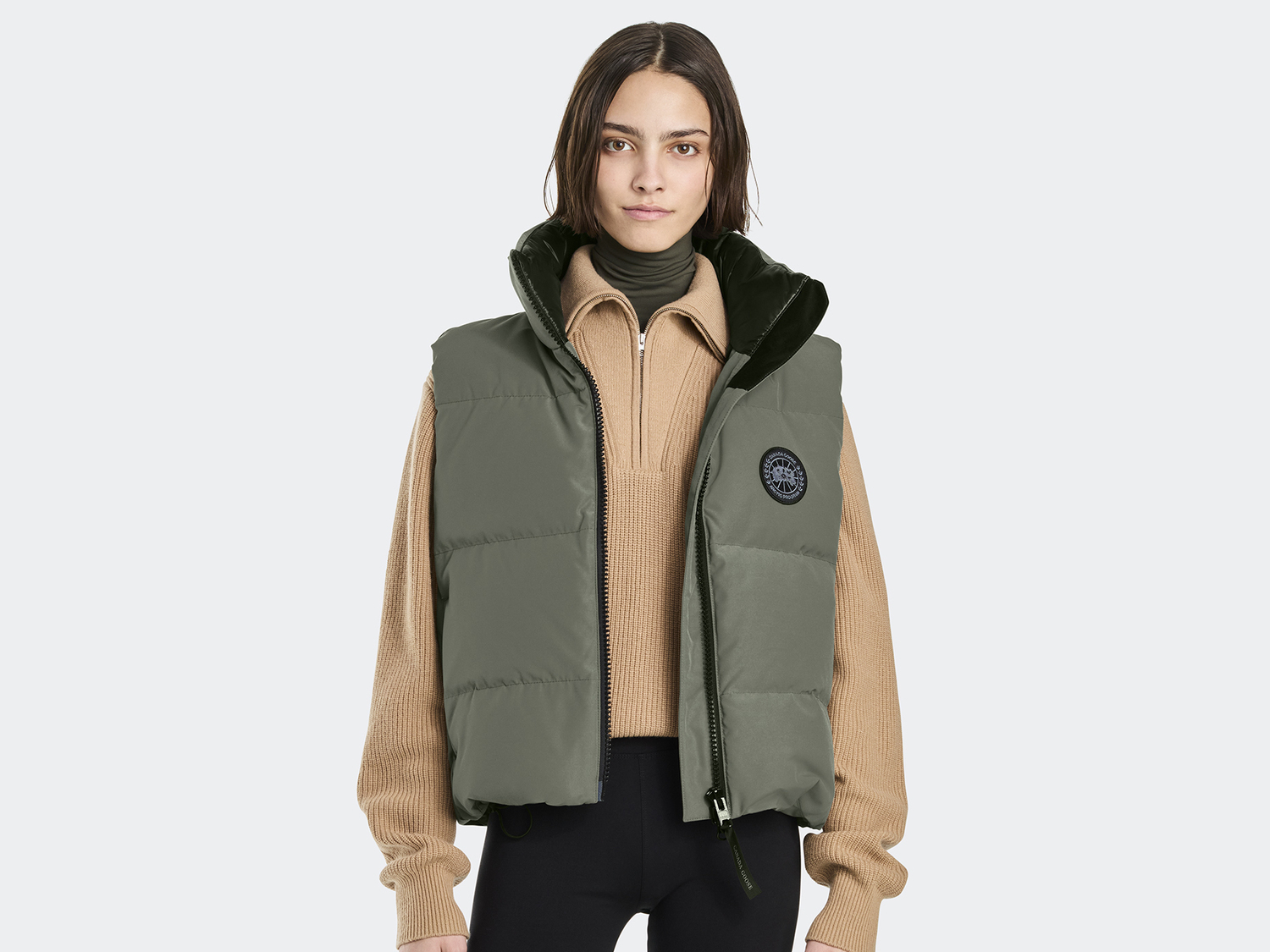 Жилет Canada Goose Grandview Cropped Black Label, Sagebrush
Жилет Canada Goose Grandview Cropped Black Label, Sagebrush