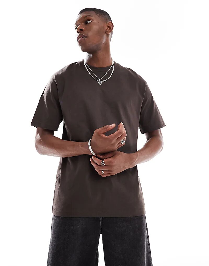 Футболка свободного кроя ONLY & SONS темно-коричневого цвета
Футболка свободного кроя ONLY & SONS темно-коричневого цвета