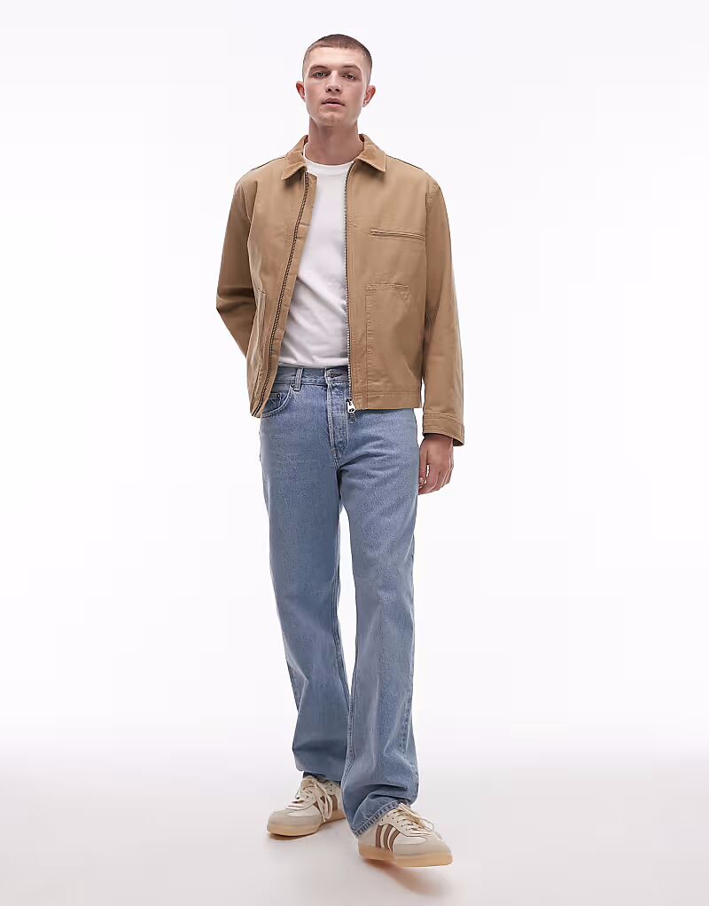 Джинсы свободного кроя ARKET Ocean прямого кроя светло-голубого цвета
Джинсы свободного кроя ARKET Ocean прямого кроя светло-голубого цвета