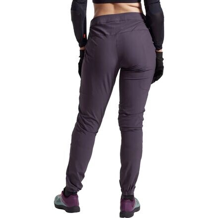 Брюки Summit - женские PEARL iZUMi, цвет Phantom
Брюки Summit - женские PEARL iZUMi, цвет Phantom