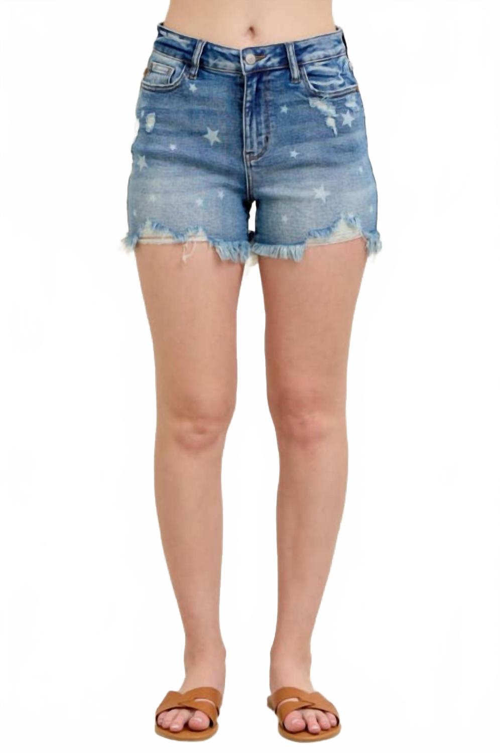 Звездчатые джинсовые шорты в синем цвете Judy Blue
Звездчатые джинсовые шорты в синем цвете Judy Blue